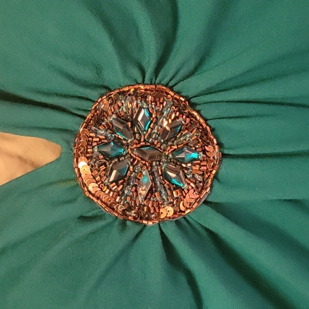 Halter top - Picture 2 of 4